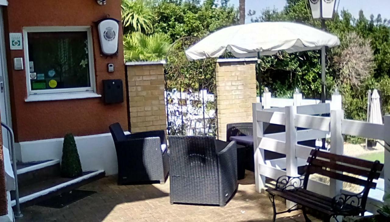 Hotel Oaklands House - Adults Only Brading Zewnętrze zdjęcie